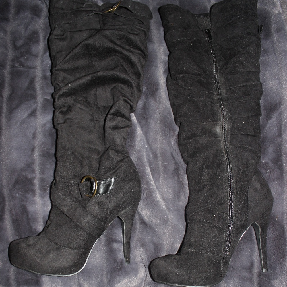 Adi Designs Knee High Black Suede Heeled Boots